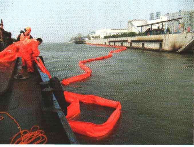 PVC固体浮子式围油栏